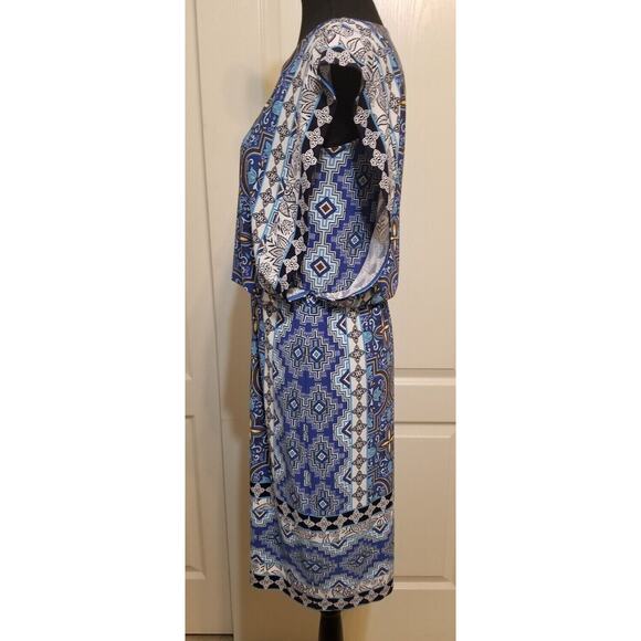 Chico's Blue Ornate Medallion/Floral Print Blouson Dress, PO LNC - Size 0 (XS-2) - Picture 4 of 9